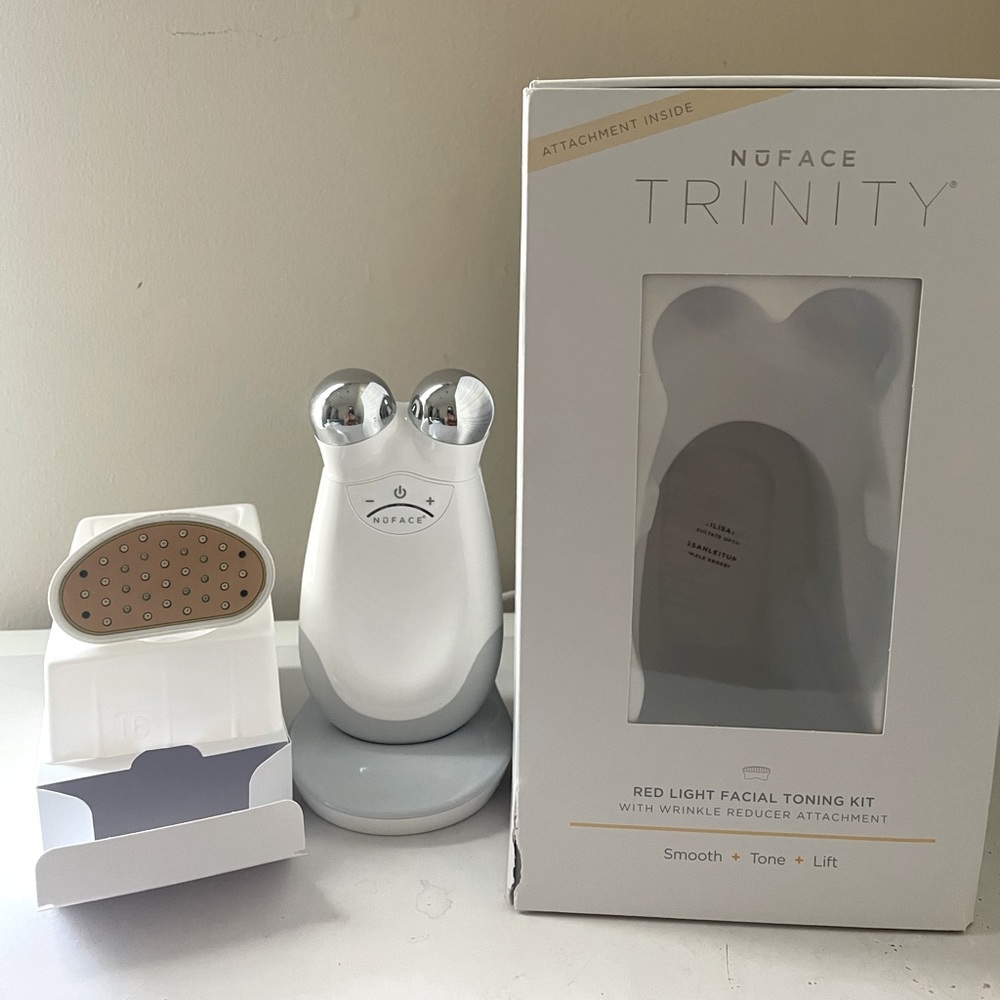 NuFace Trinity with Red Light attachment